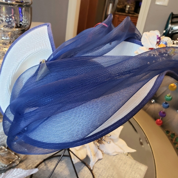 Creations For Essence Derby Hat - Picture 6 of 8